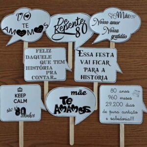 08 Plaquinhas Divertidas - Aniversário 80 Anos